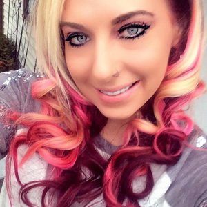 Meet your Posher, Brittney